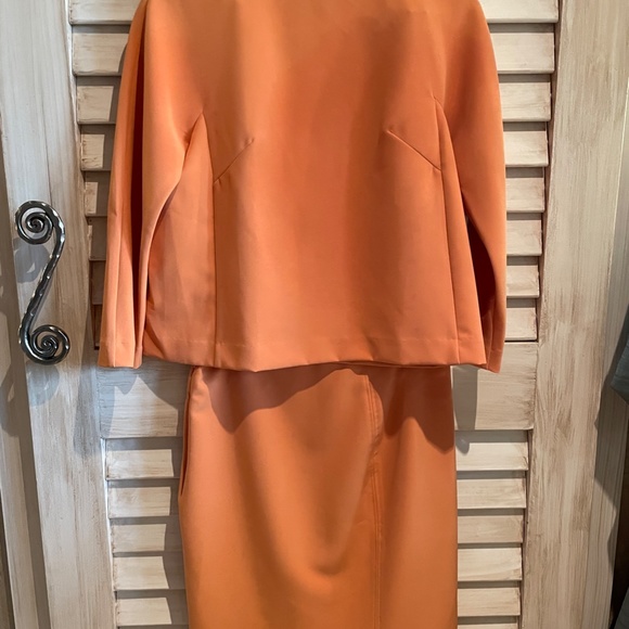 NWOT 2pc Brian Bailey Skirt SZS and Top SzM - Picture 8 of 9